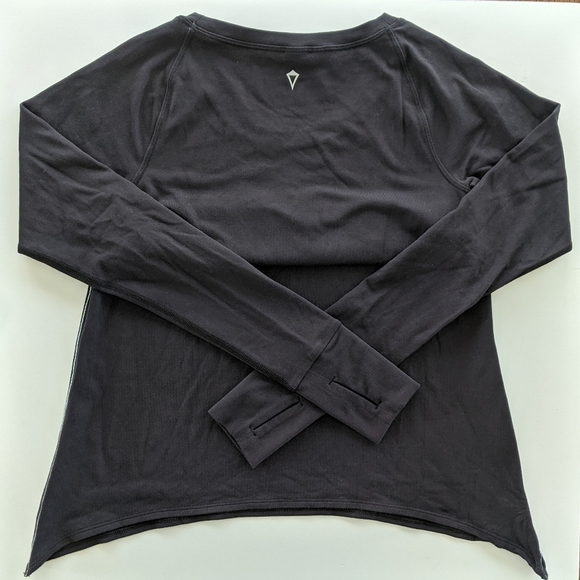 Ivivva by Lululemon Black Heart Practice Ready Pima-Blend Long-Sleeve Tee 10 - Picture 6 of 7